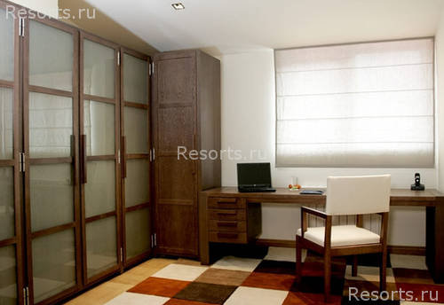 Lodge Hotel 6